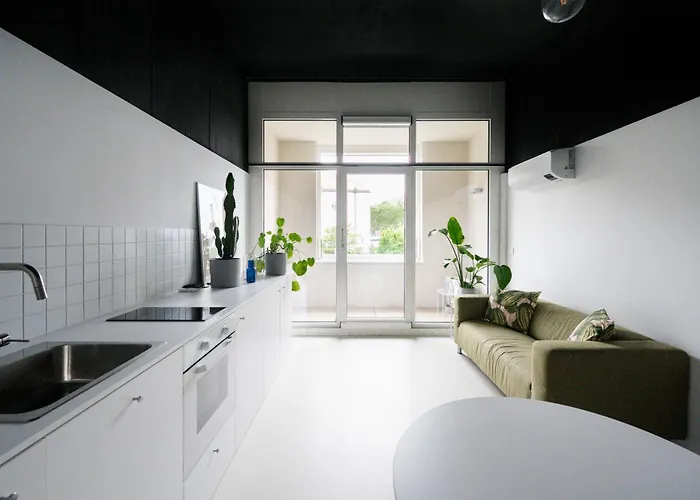 Stylish Apartment With A View Of Blue Church