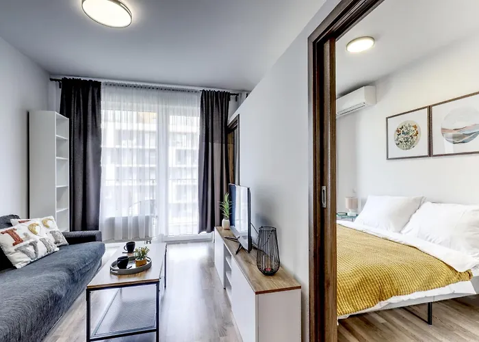 Star Stylish Flat In A Modern Neighborhood