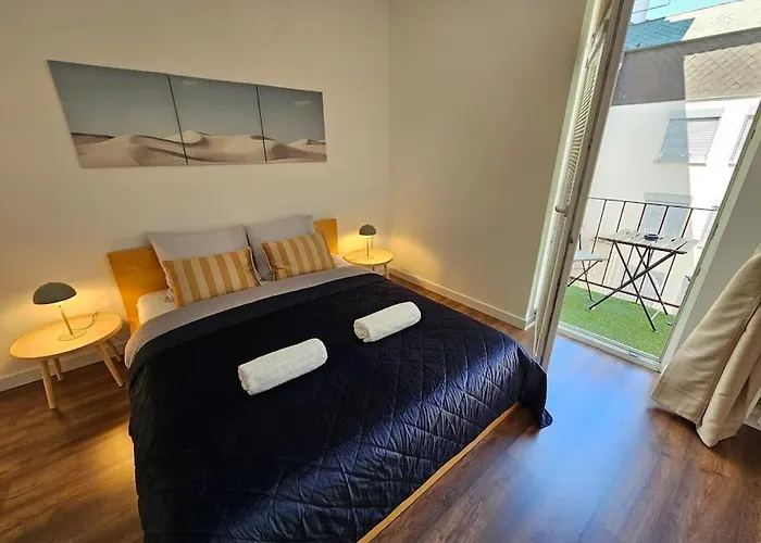 Old Town Promenade Apartment I 2 Rooms I 55M I Balcony
