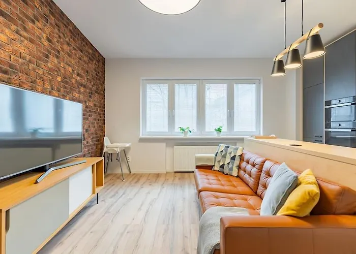 Winter Haven Modern Retreat In Central Bratislava