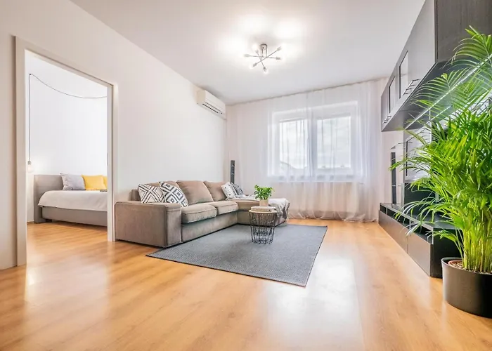 Wonderful Apartment Near City Center