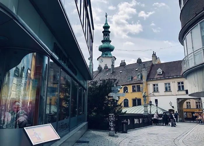 Bratislava Centrum - Moderny Komfortny Apartman