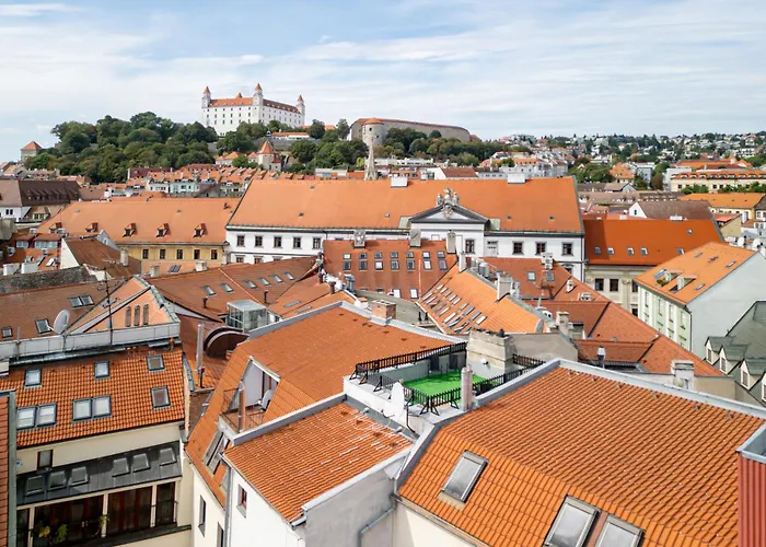 Arya - Spacious Penthouse Duplex With Rooftop Patio In The Main Square