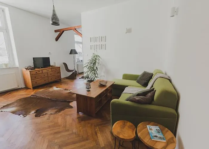 A Cosy Apartment In The City Centre