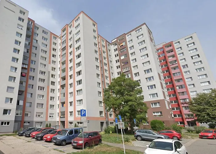 Air Conditioned 3 Room Apartment, Near Technopol