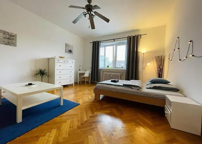 Lovely 2Bdr In Center, Wifi & Self-Check In