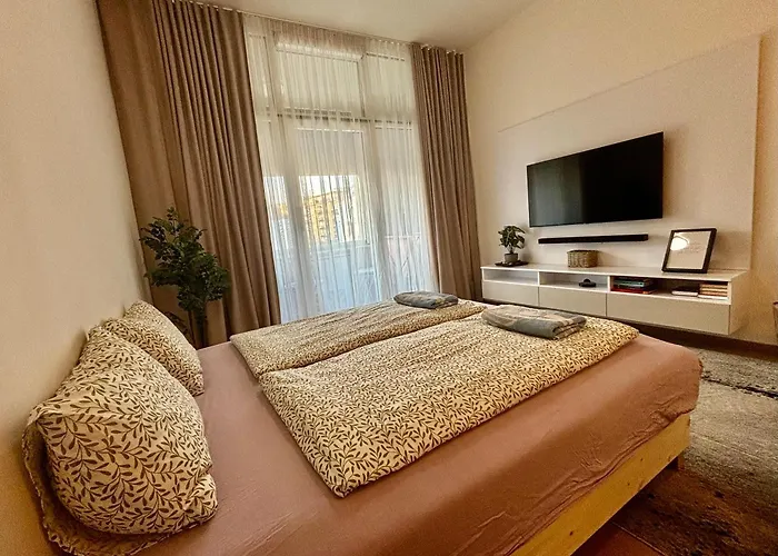 New, Beautiful Apt With Parking In Best Location!