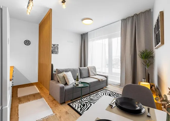 Relax In Style Studio W Stunning Outdoor Space