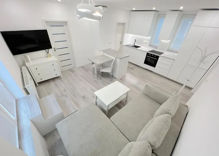 Krasny Byt - Apartman V Starom Meste S Terasou