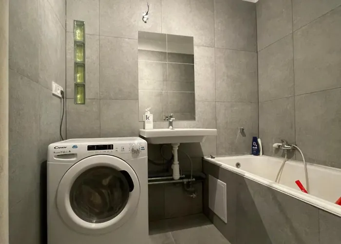 Authentic Self Check-In Apartment In Vibrant Ruzinov Area, Komarnicka 42, Bratislava