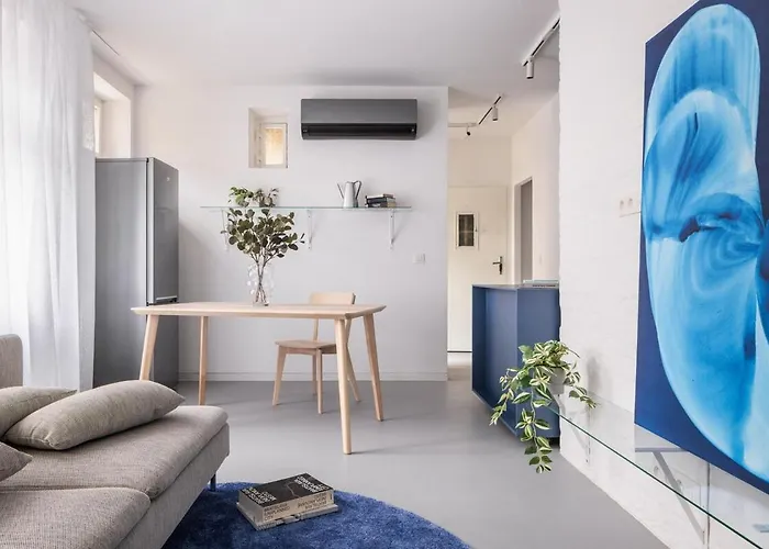 Ah Apartment B