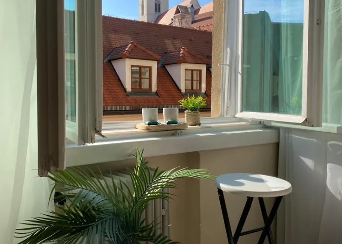 Audrey Hepburn Apartment II Best Location Cathedral View Air-Conditioned
