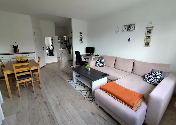 Cozy Apartment With A View