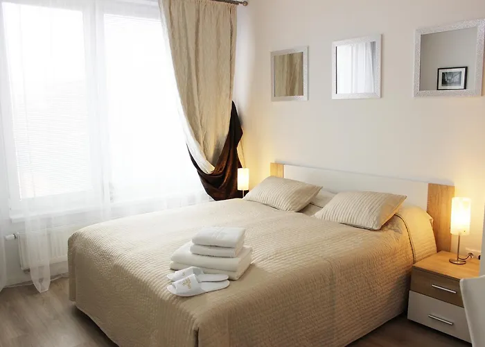 Leo Apartment Augustus