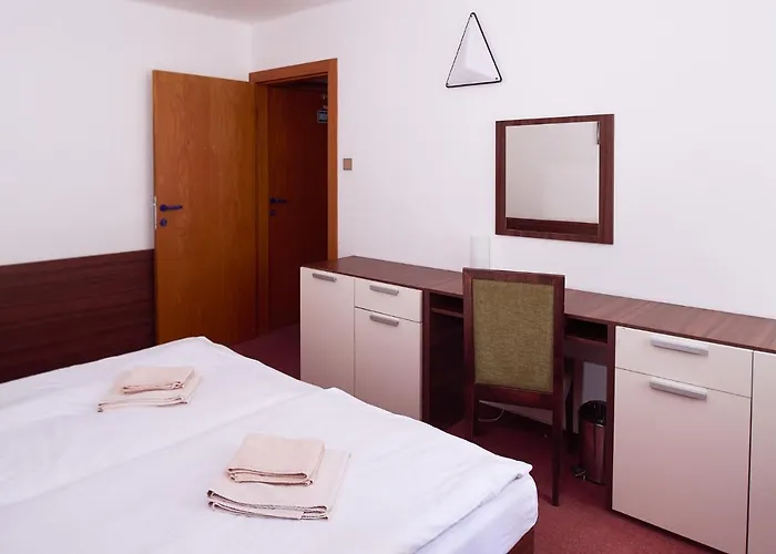 Hotel Echo