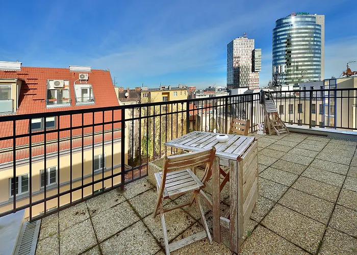 Twin City Rooftop By Ambiente