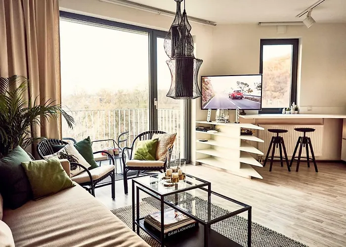 Forest Park By Zoom Apartments