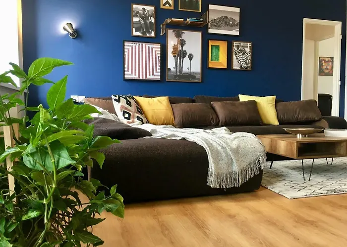 Blu Apartment In Old Town