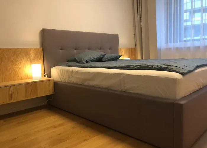 New Modern Urban Apartment