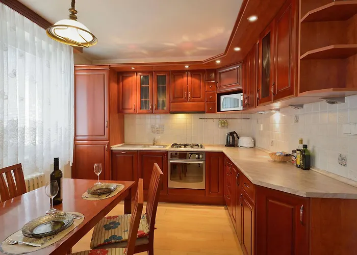 Ambiente Serviced Apartments - District II