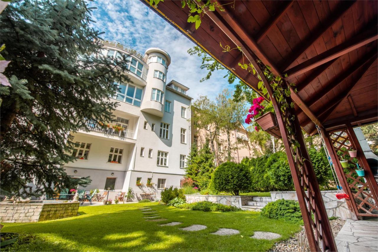 Arcus Garden Hotel