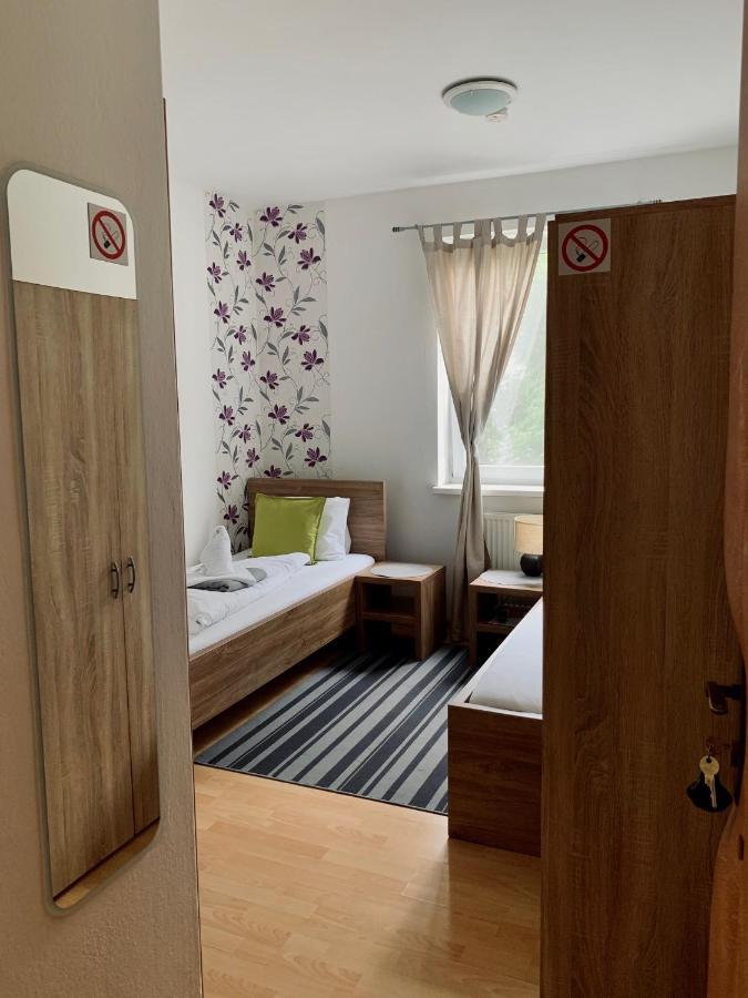 Orlan Hotel 2*