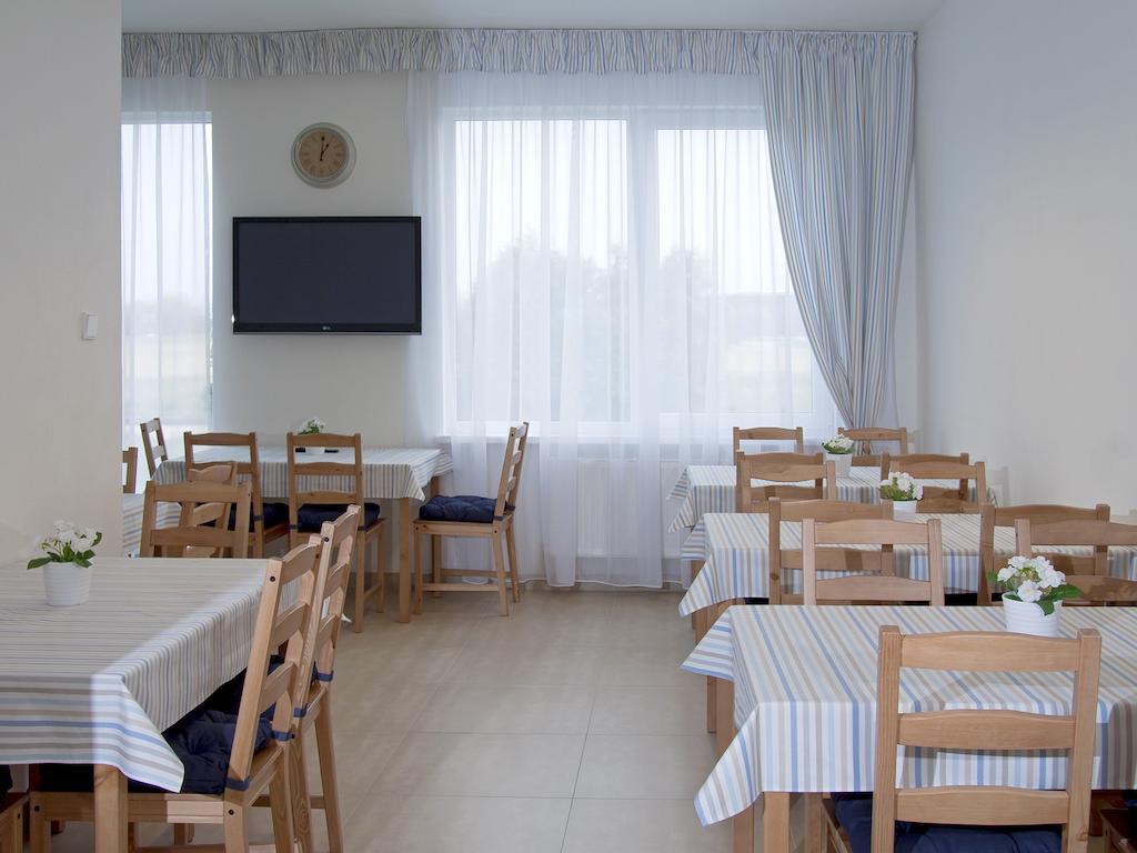 Hotel Aviator Garni 3*