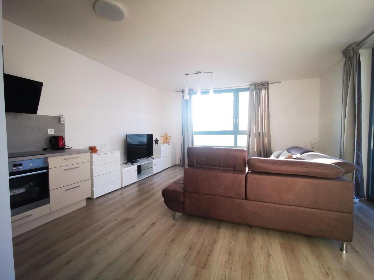 Citypark Ruzinov, Jarabinkova, 2 *