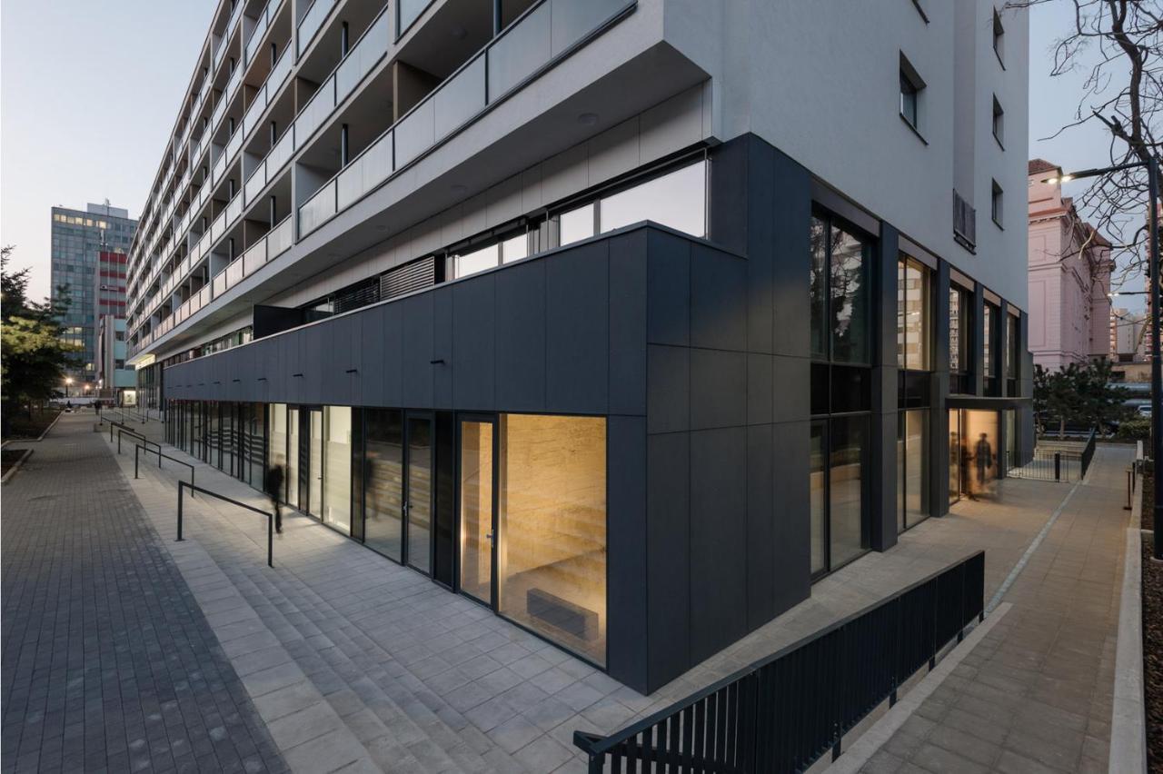 Point By Zoom Apartment *