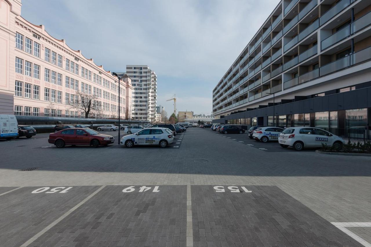 Point By Zoom Apartment Bratislava