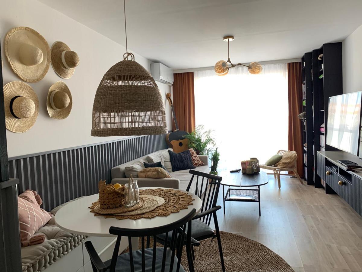 Apartment Point By Zoom