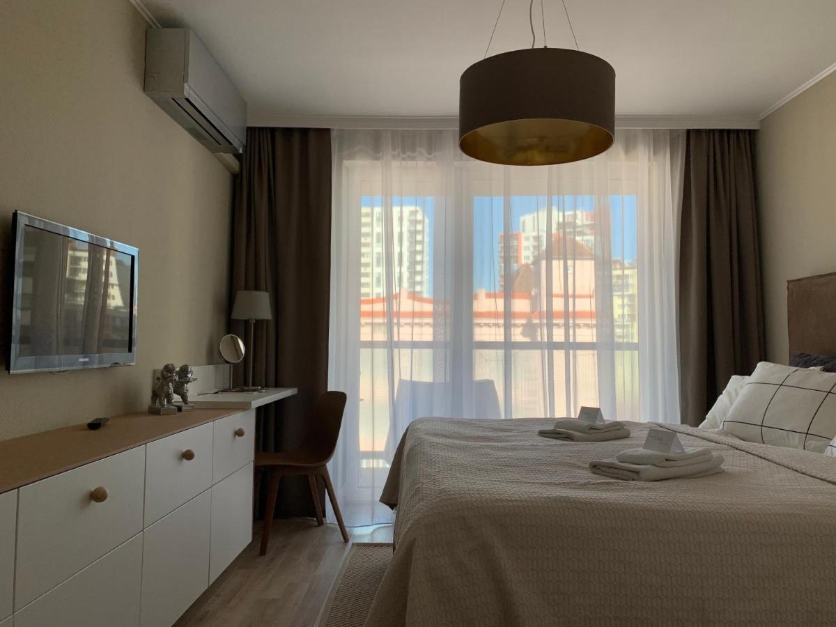 Apartment Point By Zoom
