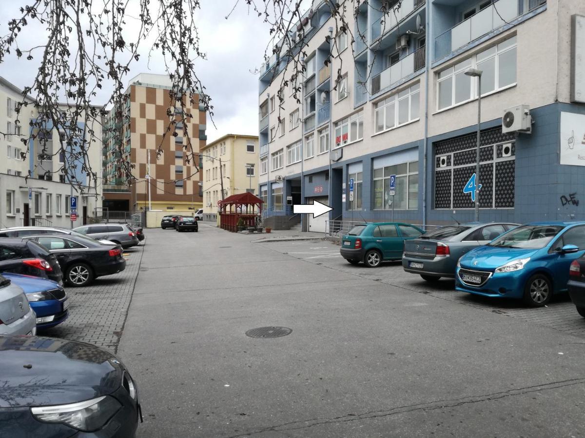 Apartment Cozy Btw Centre And Airport - Private Host - No Invoice *
