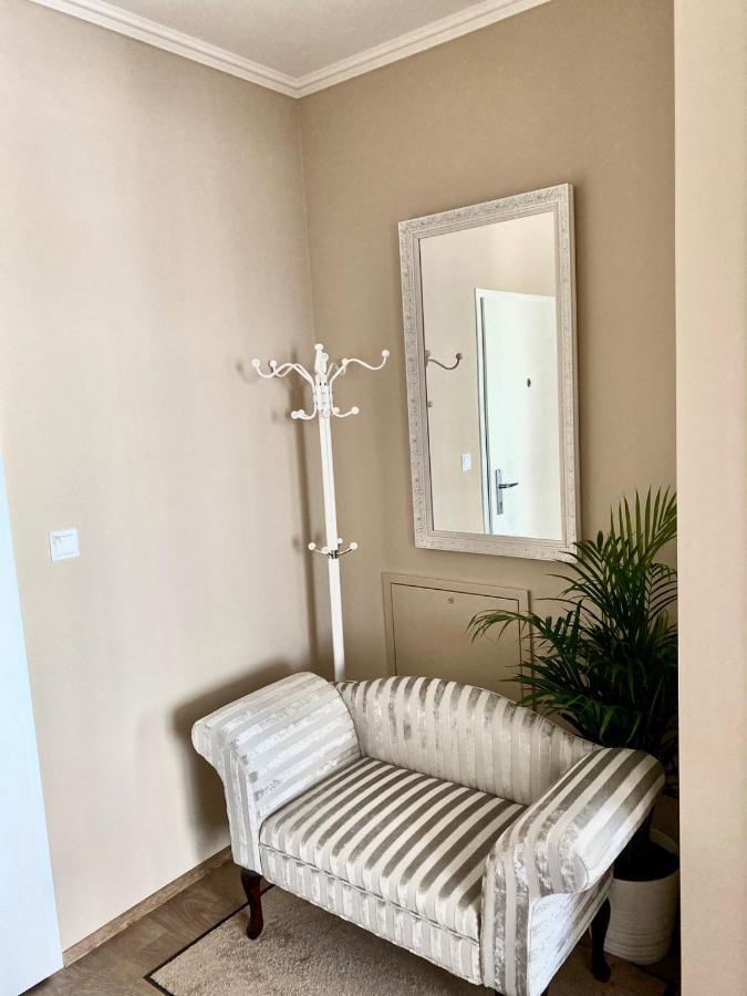 Oase - Luxurious Near The Center With Free Parking Apartment