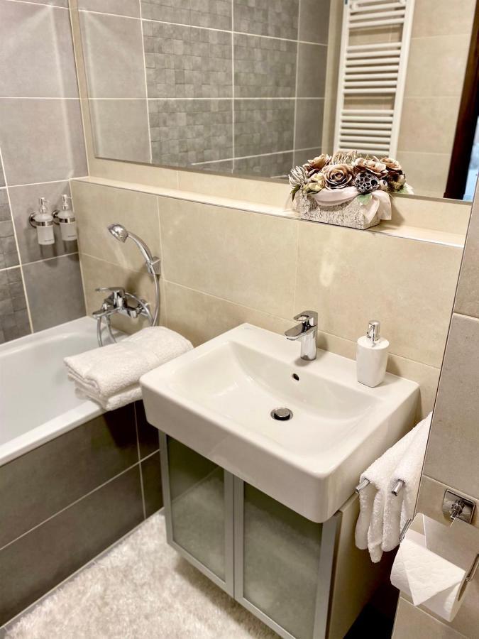 Apartment Oase - Luxurious Near The Center With Free Parking *