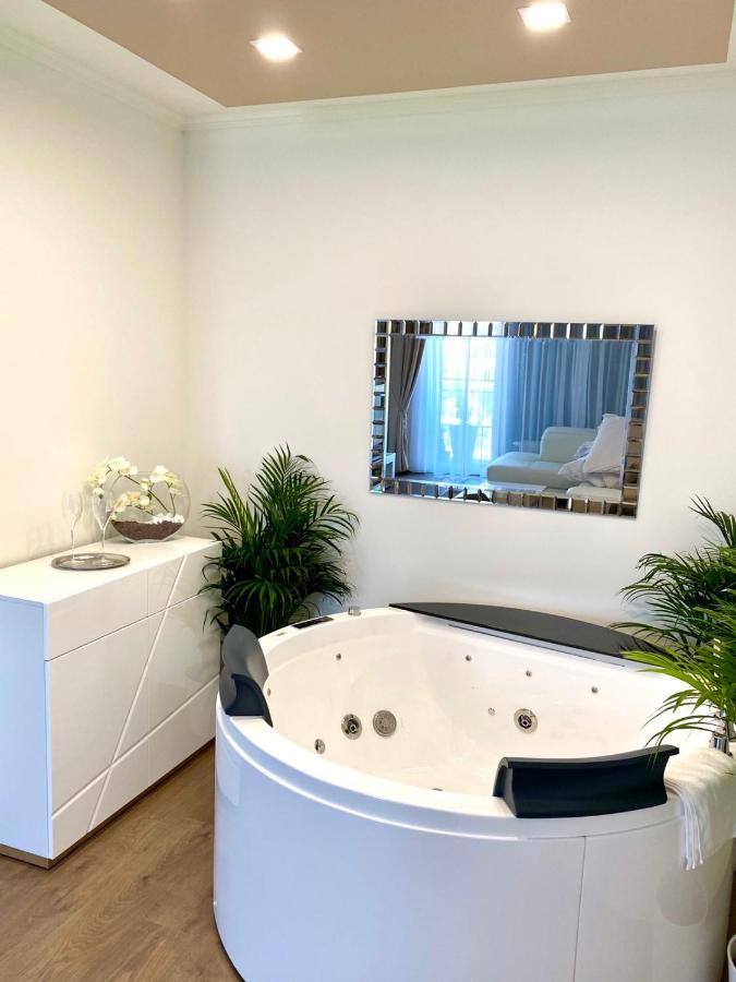 Oase - Luxurious Near The Center With Free Parking *