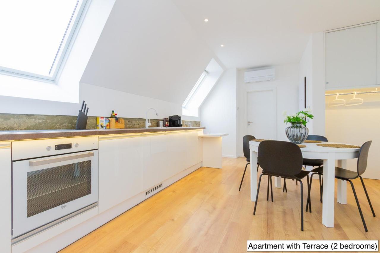 Stylish In The Centre Apartment