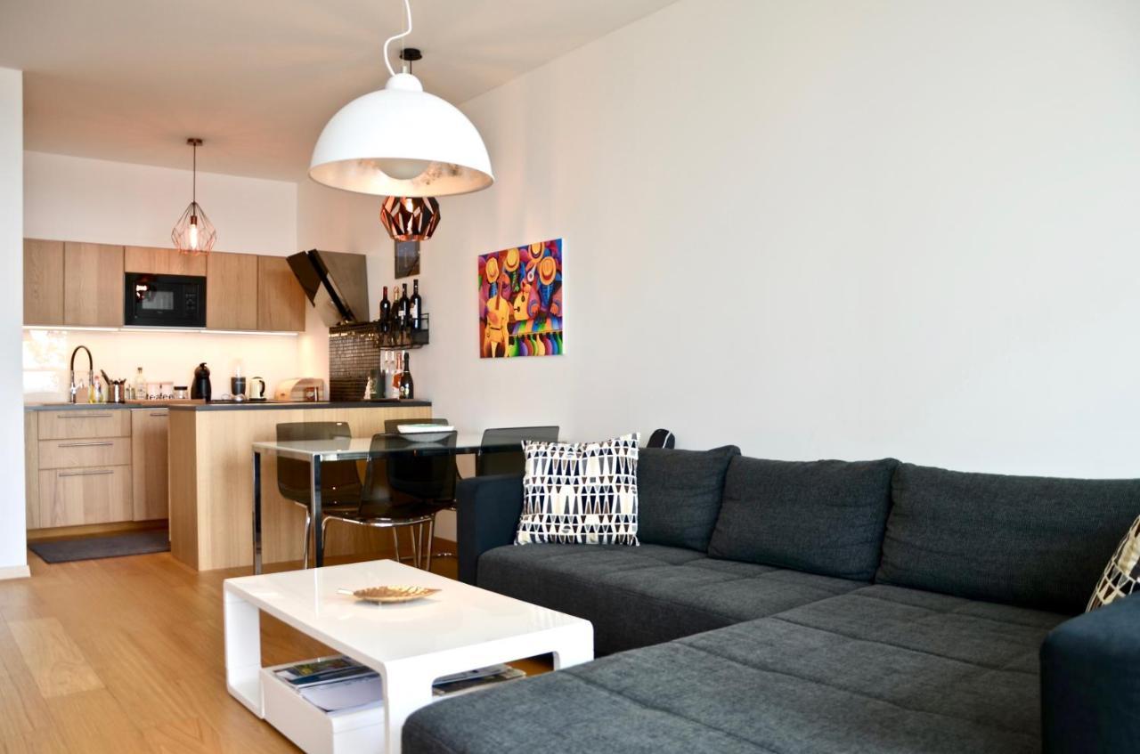 Elegant In Panorama With Free Parking Old Town - Long-term Available *