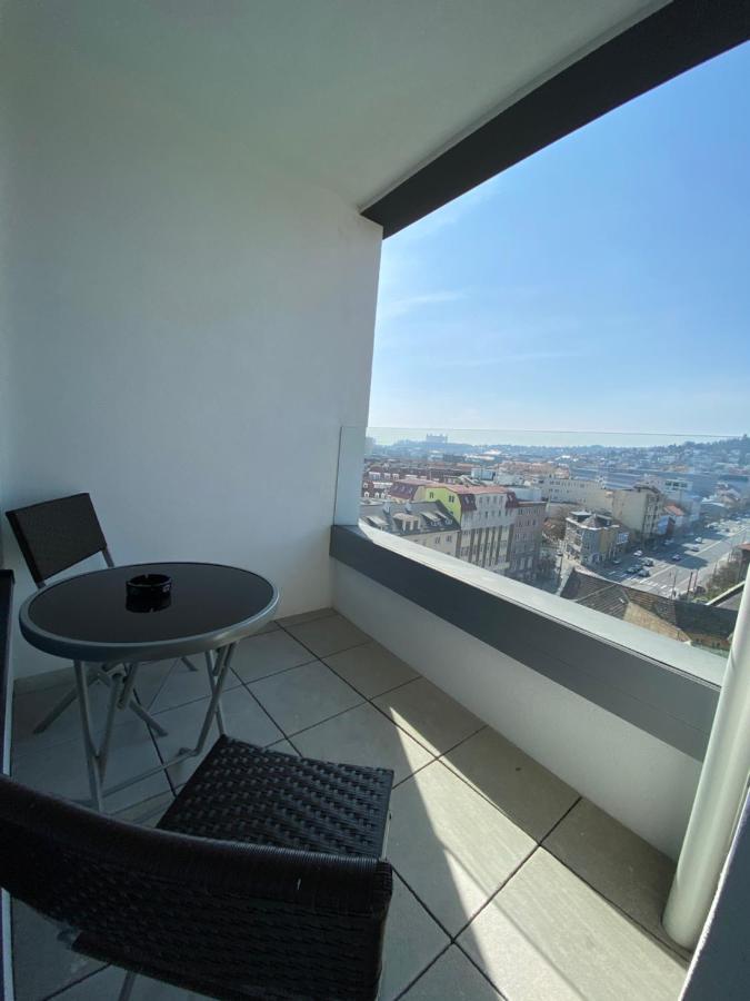 New Luxury Centre With Panoramic View, Free Parking Bratislava