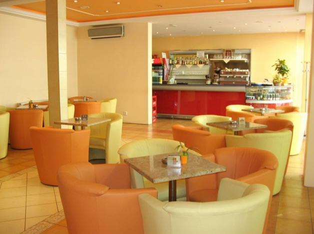 Nivy Hotel 3*