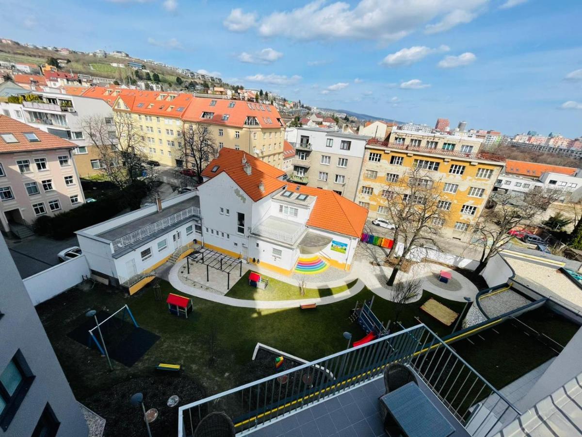 New Luxury Centre With Panoramic View, Free Parking *