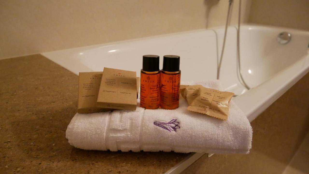 Hotel Saffron 4*