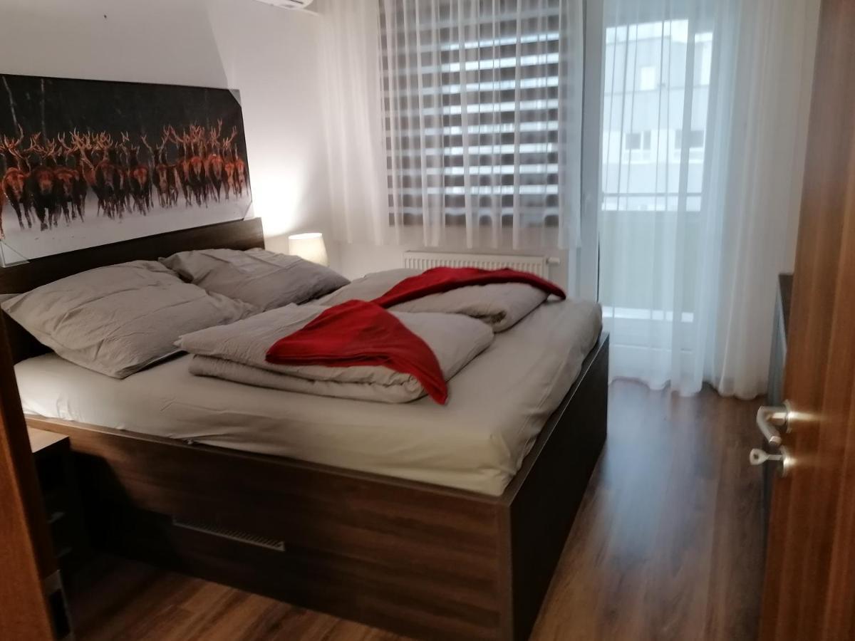 Foreta * Bratislava