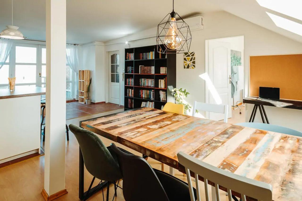 Apartment Majestic Views From A 60m2 Private Terrace - Castle, Cathedral, Old Town *