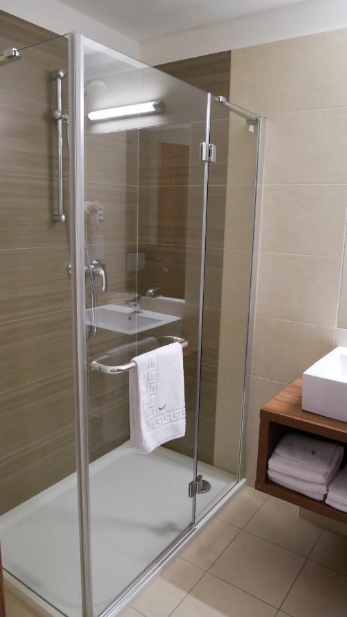 Hotel Saffron 4*