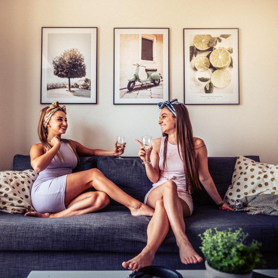 Smart & Living By Ambiente Apartment Pressburg