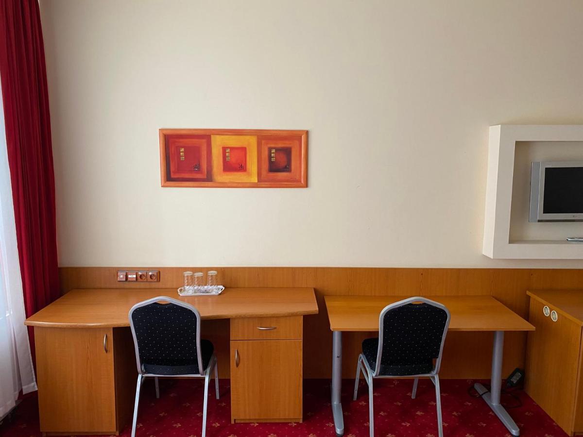 Student House Aparthotel