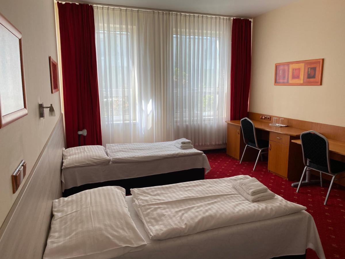 Student House Aparthotel Bratislava