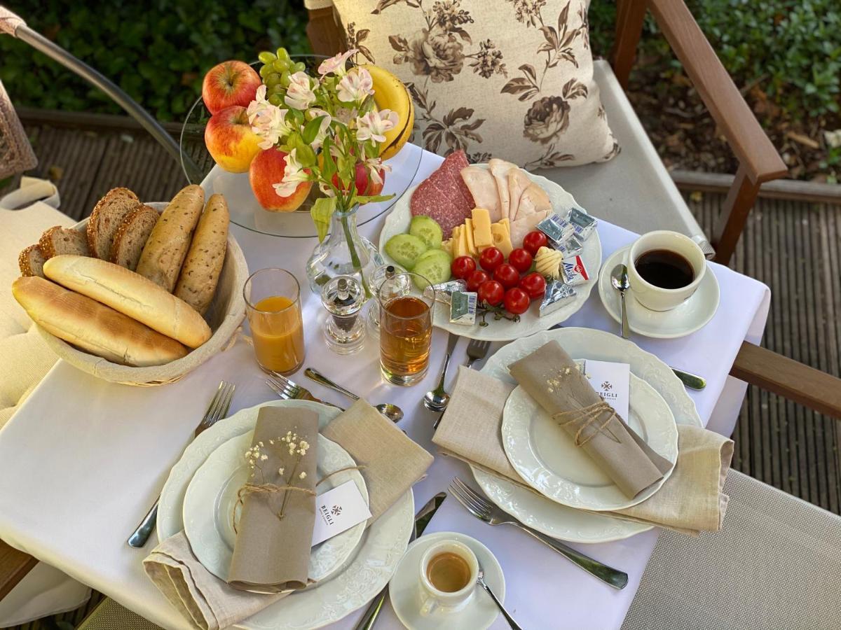 Beigli & Garden 3*