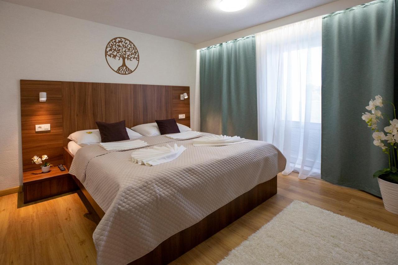Wx Hotel Hotel